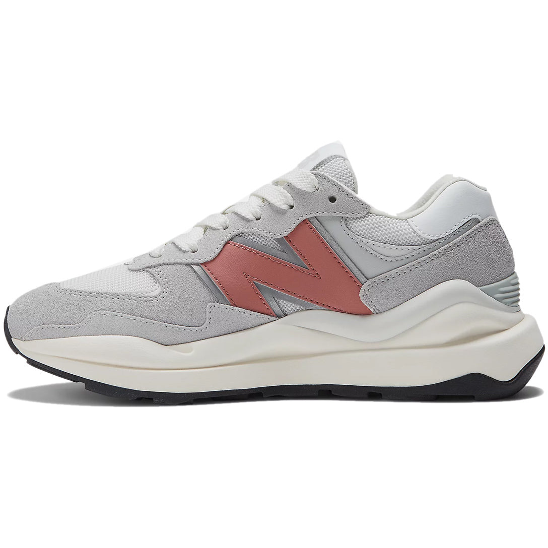 NEW BALANCE Scarpe 574 Lifestyle Suede Mesh Donna Grey Red W5740SLC GREY/RED 
