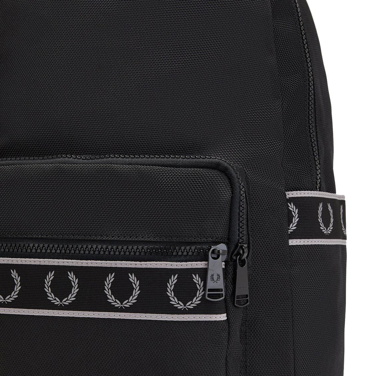 FRED PERRY Zaino Contrast Tape Uomo Nero L5255 102/BLACK 