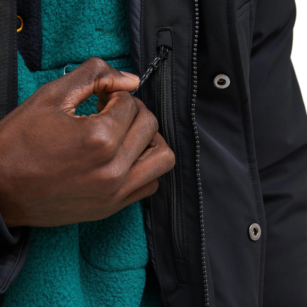 PEAK PERFORMANCE Parka Ground Uomo Nero G77957 030 BLACK 