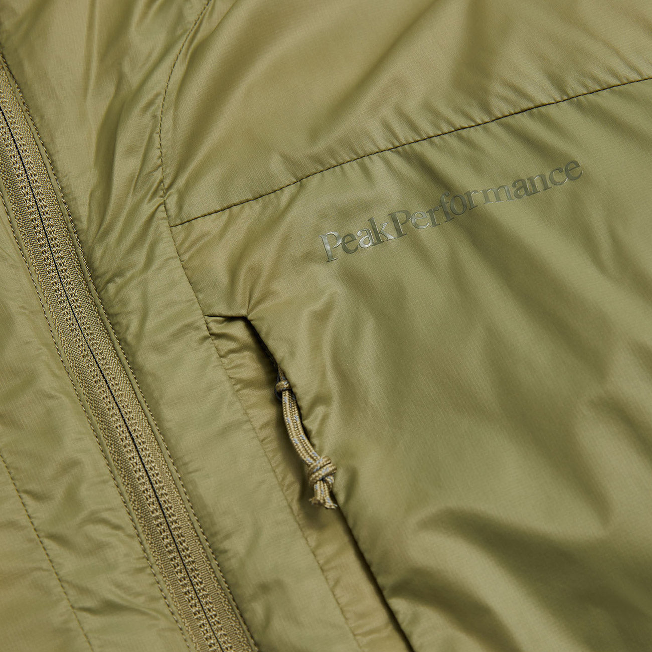 PEAK PERFORMANCE Giacca Radiance Donna Snap Green Pine Needle Oli G79464 020 SNAP GREEN/PINE NEEDLE/OLI 