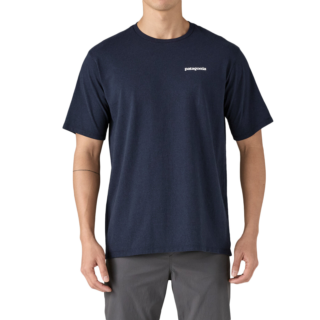PATAGONIA Men's P-6 Logo Responsibili-Tee® 38504 NENA/NEW NAVY 