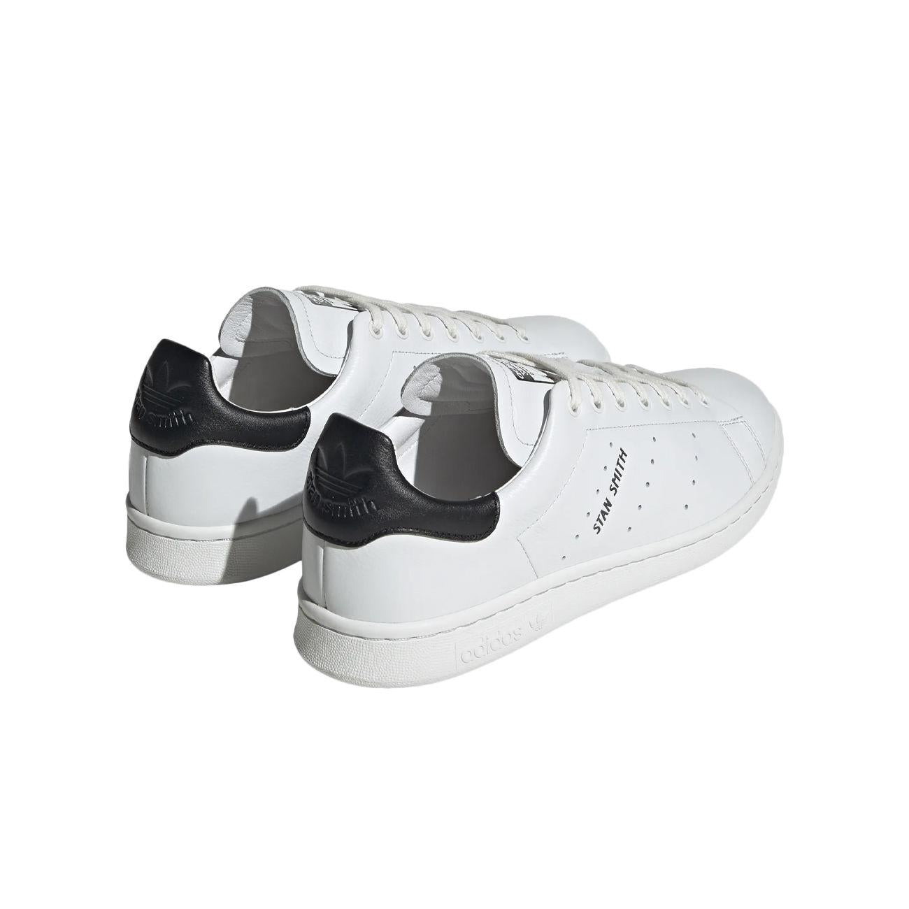 Sneakers Stan Smith Lux Unisex Bianco Nero HQ6785 CRYWHT/OWHITE/CBLACK ADIDAS 