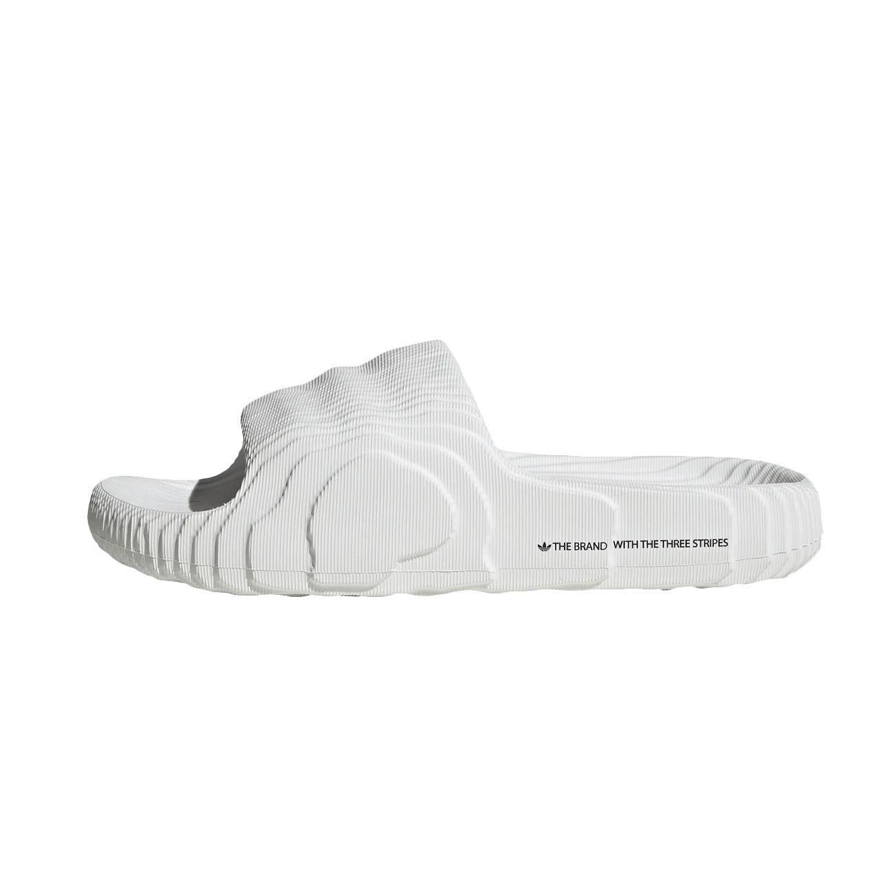 Adilette 22 Unisex Bianco Nero HQ4672 CRYWHT/CRYWHT/CBLACK ADIDAS 