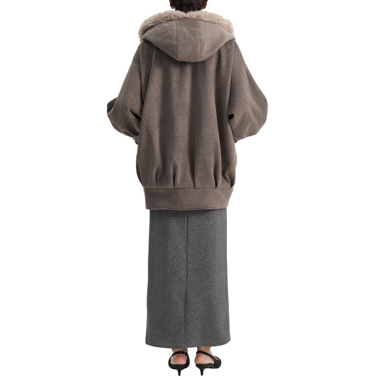 Pelliccia EFW250140 GRIGIO ELEH 