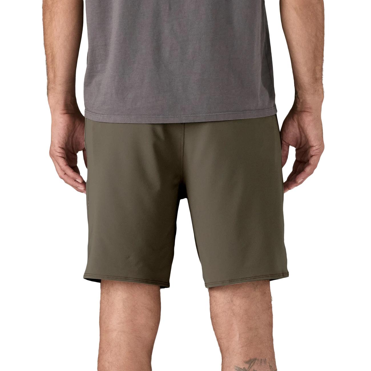 Bermuda Hydropeak Hybrid Walk Shorts 86476 BASIN GREEN PATAGONIA 