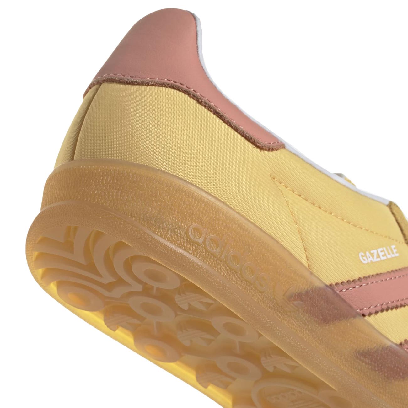 Sneakers Gazelle Indoor W Donna Semi Spark Wonder Clay Cloud White IE2959 SEMSPA/WONCLA/FTWWHT ADIDAS 