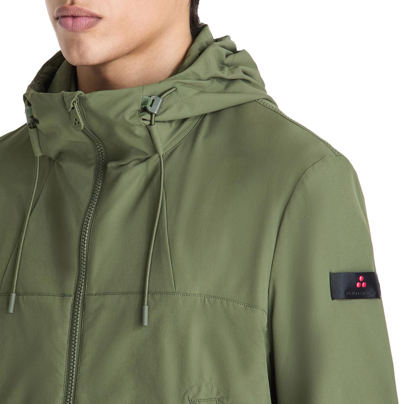 Giacca Uyapo Hybrid Con Cappuccio PEU5746 01192031 471 VERDE MILITARE PEUTEREY 