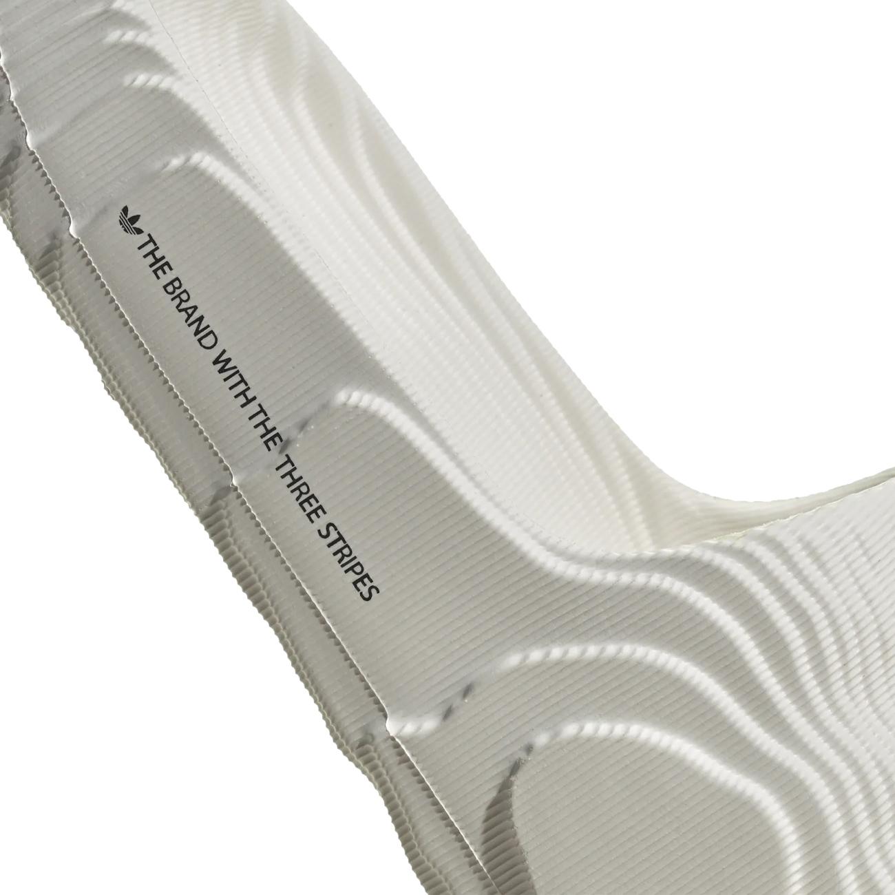 Adilette 22 Unisex White Black IG8263 OWHITE/OWHITE/CBLACK ADIDAS 