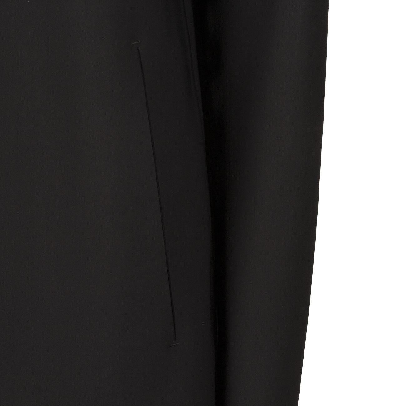 SPOLVERINO D. TESS. TECNICO TAGLIO VIVO C/COLL E BOTT AUTOM. HERNO CA0292D13455S 9300/NERO HERNO 