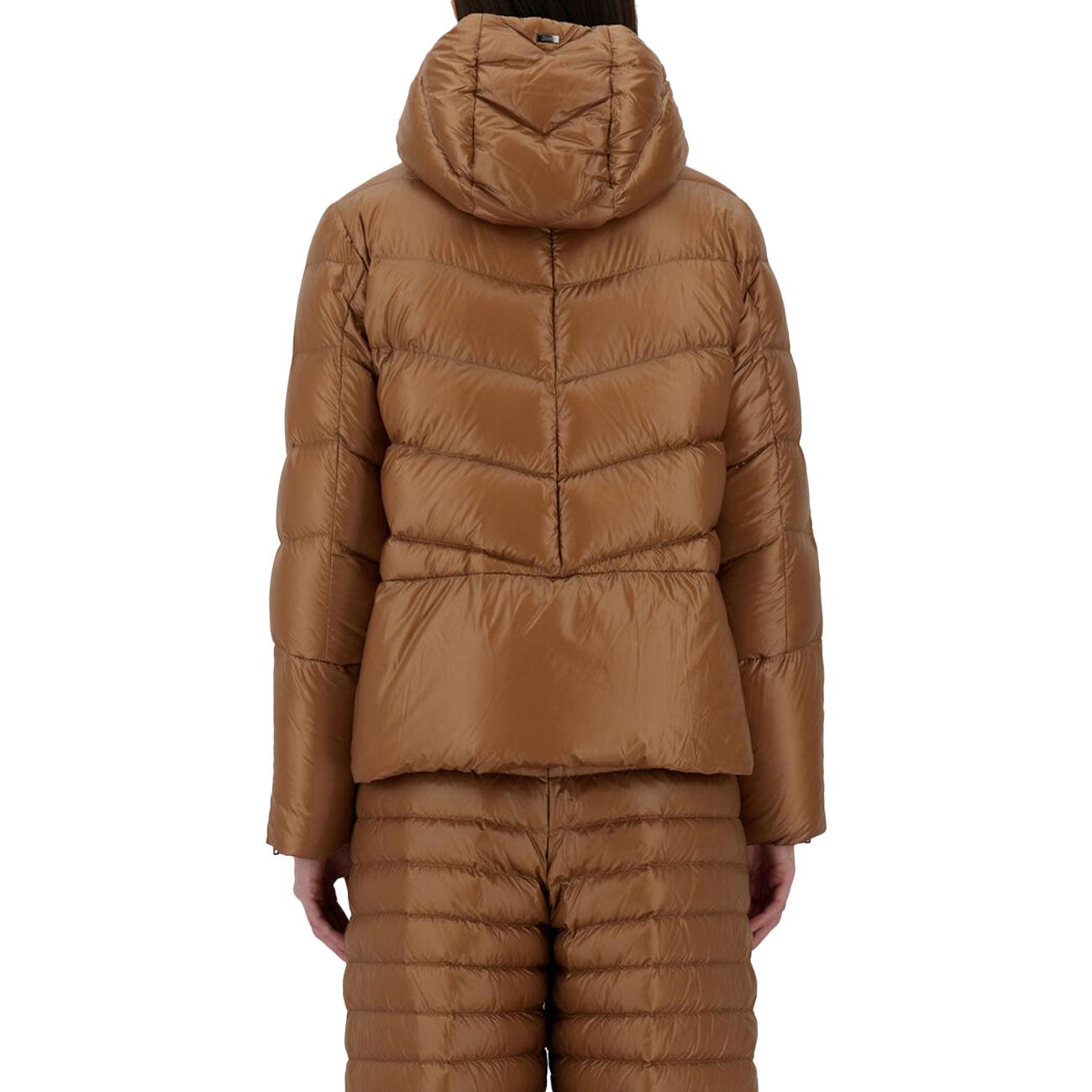Cappa In Nylon Donna Cammello PI001940D12017Z 2157 CAMMELLO HERNO 
