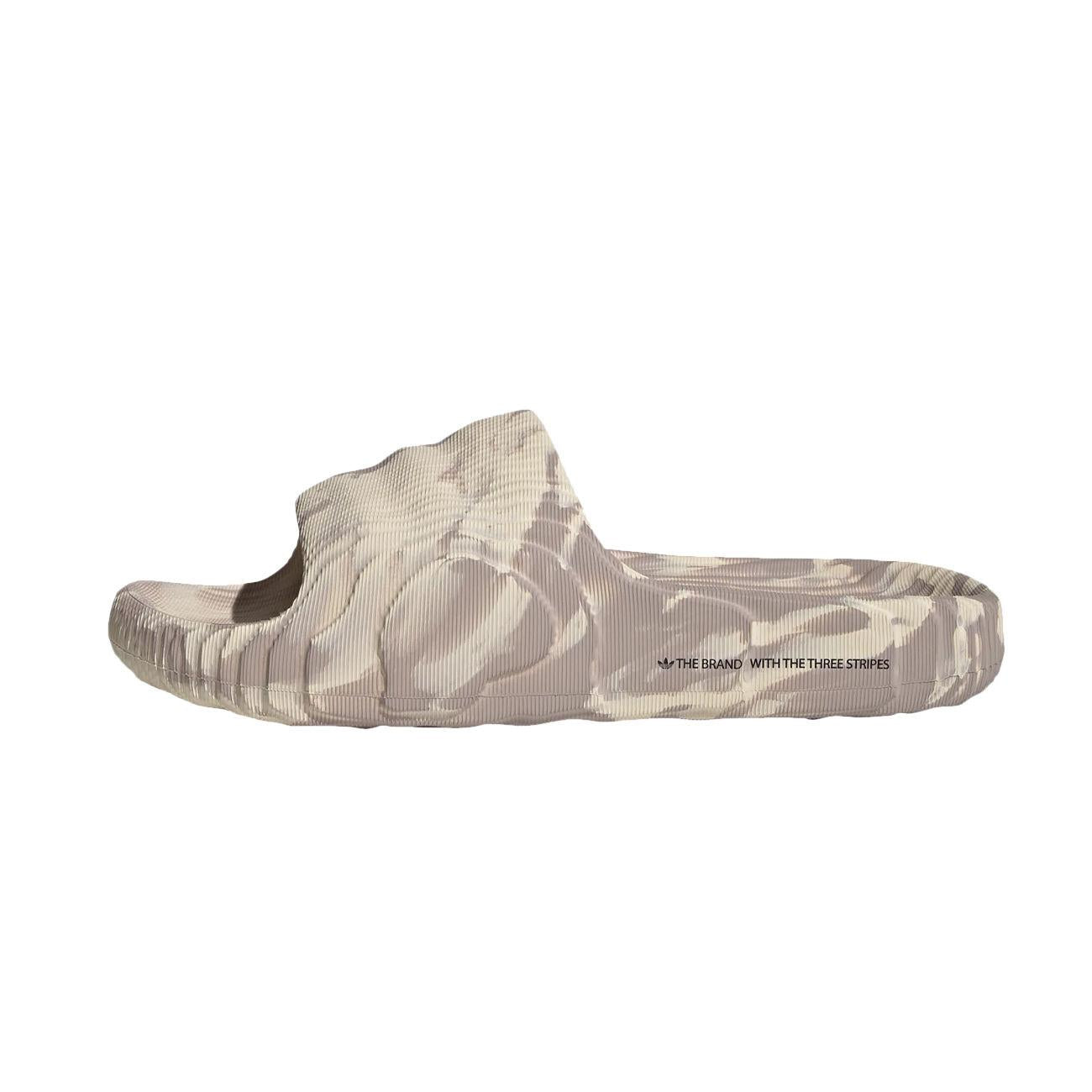 Adilette 22 Unisex Sanstr Wontau Black HP6516 SANSTR/WONTAU/CBLACK ADIDAS 